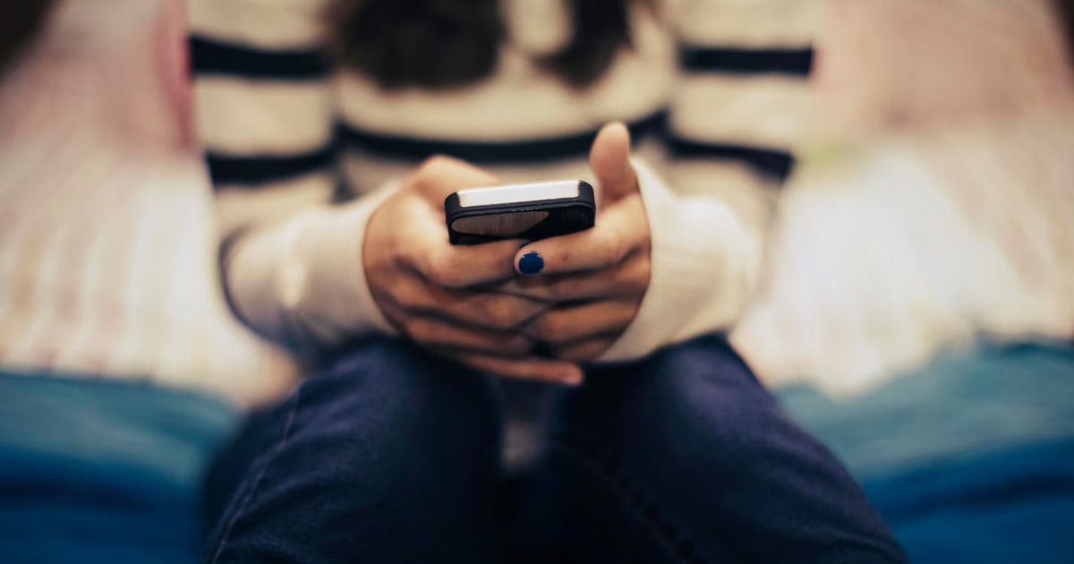 Meta va crea conturi pentru adolescenți pe Instagram.