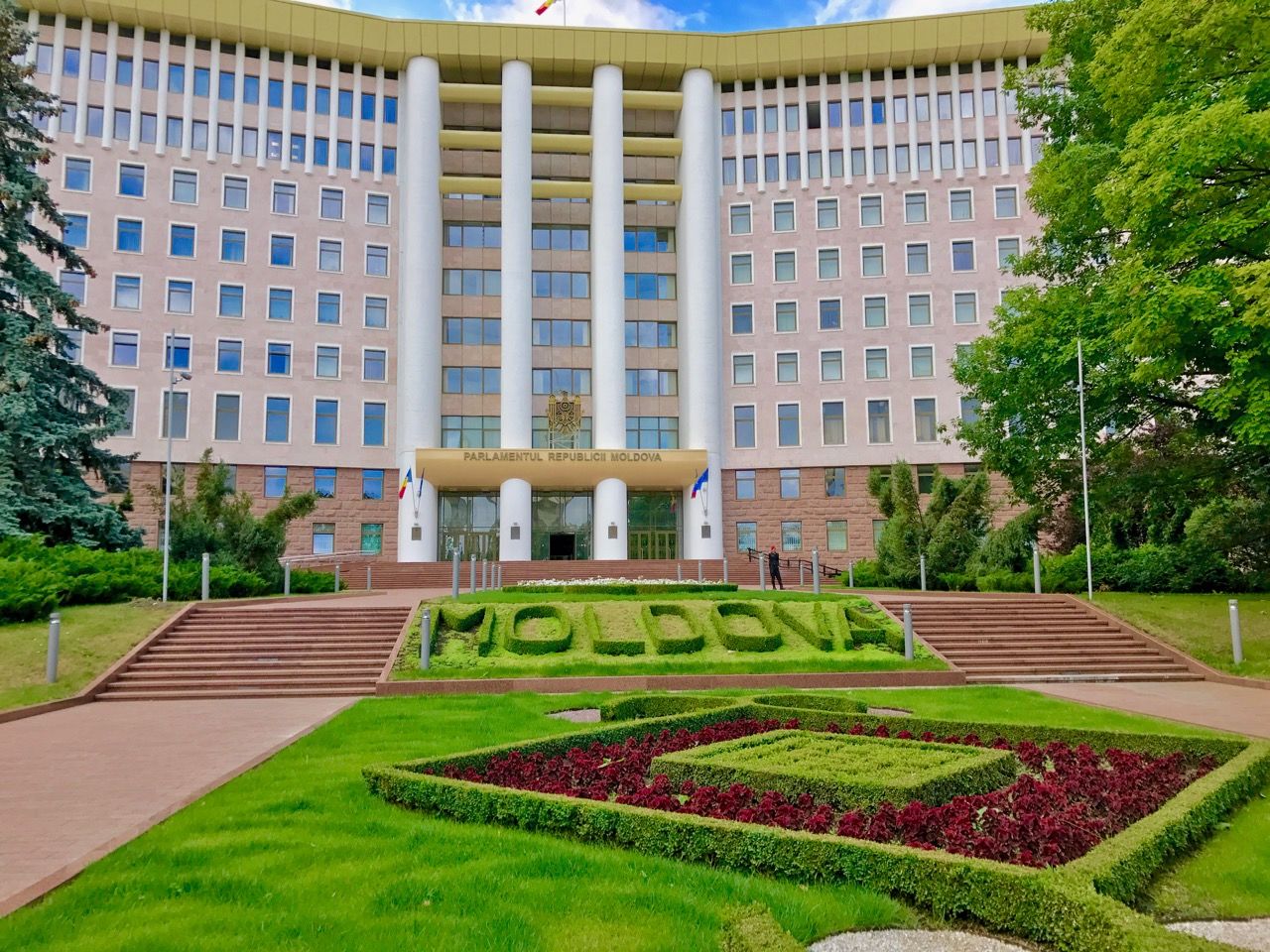 Sondaj IRI: Parlamentul, cea mai coruptă instituție din R.Moldova. Foto: jaywaytravel.com