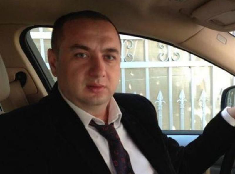 Cântărețul Leo de la Strehaia, reţinut într-un dosar de înşelăciune. Foto: digi24.ro