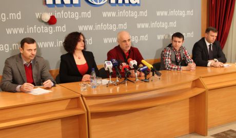 Platforma Civică insistă să fie îndeplinite toate revendicările oamenilor care au participat la protestele din 5 aprilie şi 3 mai, în termen de două săptămâni.