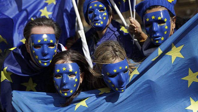 Лондон постарается избежать "жестких границ" с Ирландией после Brexit.