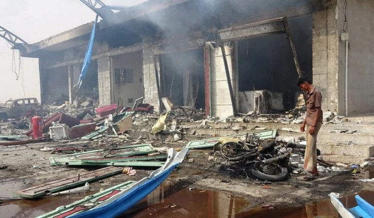 15 persoane, ucise în explozia unei benzinării din Yemen.