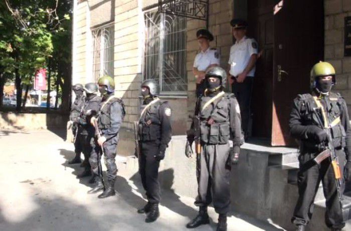 Petrenco şi Amerberg rămân după gratii. Foto: unimedia.info