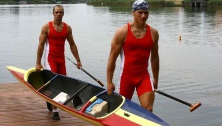 În 2009, "Amiralul" Ivan Patzaikin reuşea să-l naturalizeze pe Victor Mihalachi, care nu mai progresa în Rep