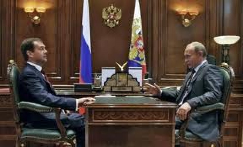Astăzi, Vladimir Putin va avea prima întâlnire cu noul Cabinet de miniştri.