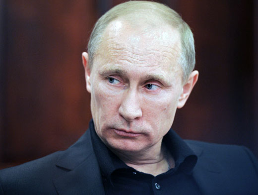 Путин выбрал более простой и дешевый способ якобы сохранения статус-кво – строить новую империю под вывеской «экономического евразийства»
