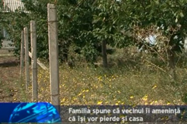 Родственник председателя ЛДПМ заполучил участок в Трушенах в первый год премьерства Филата и с тех пор пытается присоединить к нему и часть чужой земли. Фото: jurnal.tv