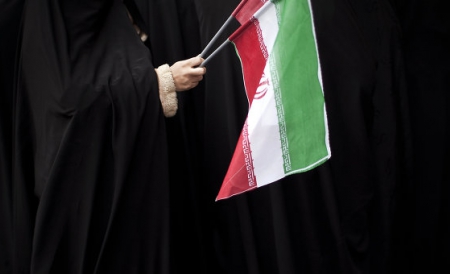 În ciuda apelurilor efectuate de Ambasada Slovacă din Teheran, Iranul nu a permis asistenţa consulară a celui deţinut.