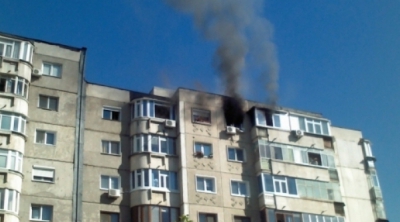 Cauzele producerii incendiului nu au fost stabilite deocamdată. Foto: simbol