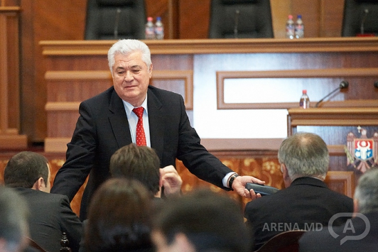 Propunerea a fost acceptată de deputații AIE, însă declarația urmează a fi discutată peste două săptămâni.