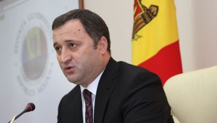 Premierul i-a cerut Ministerului Economiei, dar și Ministerului Finanțelor, să vină cu reglementări în acest sens. 