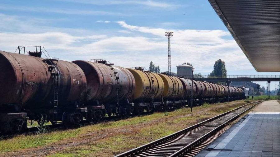 ЖДМ за год перевезла более 130 тыс. т мазута.