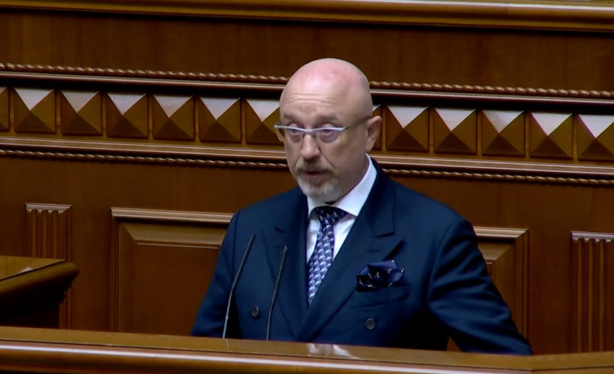 Министр обороны Украины о признании "ЛДНР": "Новая Берлинская стена?".