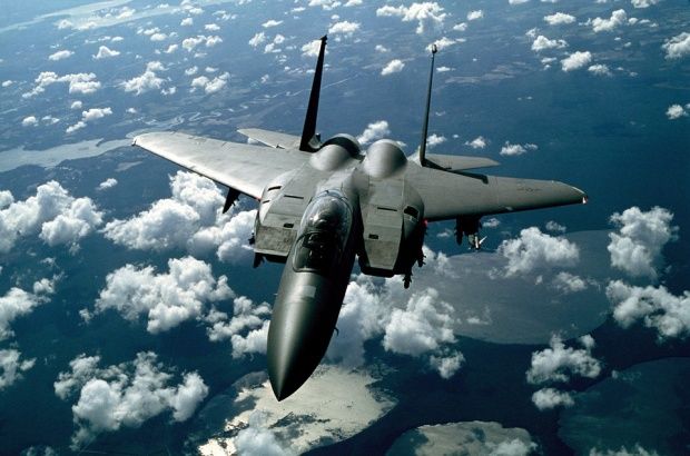 Aeronavă cu ministrul Apărării rus, interceptată de un avion de vânătoare NATO. 