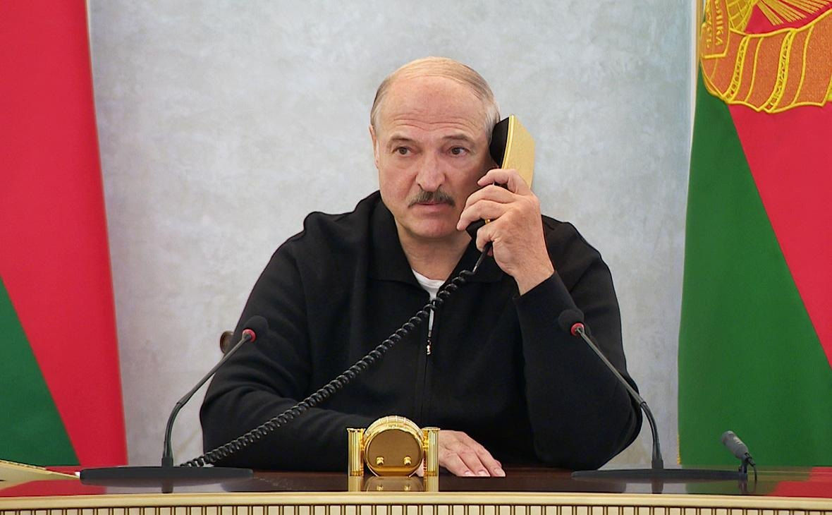 Лукашенко рассказал о разговоре с Путиным во время мятежа.