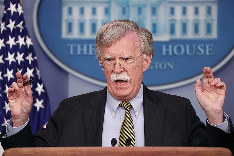 Советник президента США Джон Болтон.