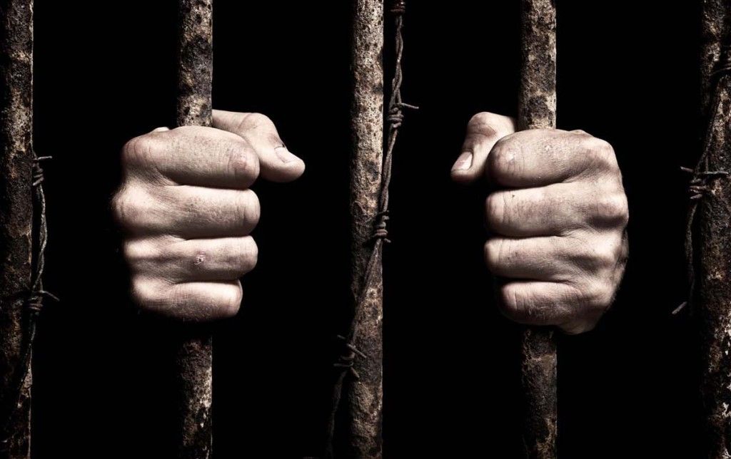 20 тысяч евро за “спасение” от уголовного дела за продажу героина: в Молдове задержаны трое вымогателей.