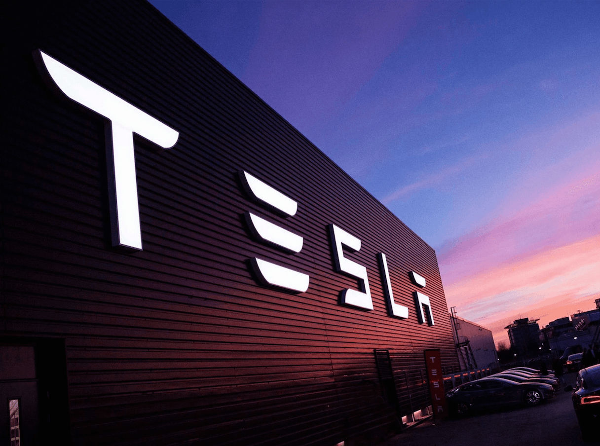 Valoarea Tesla a depășit pragul de un trilion de dolari.