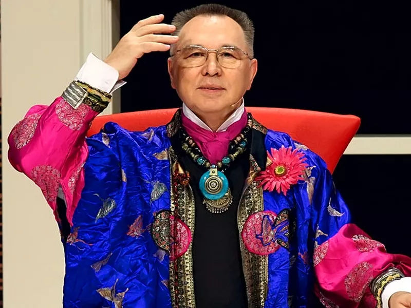Российский модельер Вячеслав Зайцев умер на 86-м году жизни в Москве.