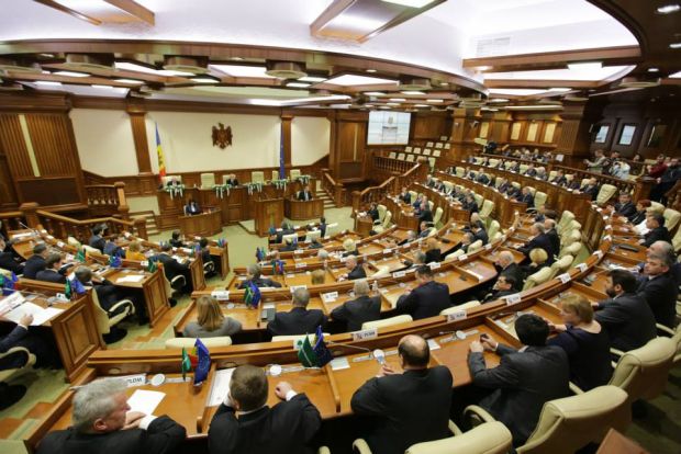 Parlamentarii urmează să modifice componenţa nominală a unor comisii permanente ale Legislativului. Foto: realitatea.md