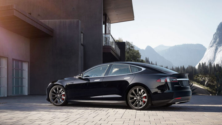 Record de autonomie pentru Tesla: Performanţa înregistrată