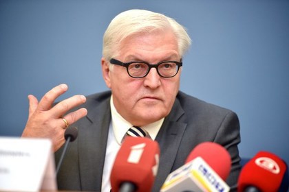 Франк-Вальтер Штайнмайер назвал срок принятия решения по плану Олланда-Меркель.Фото: Ilmars Znotins / AFP