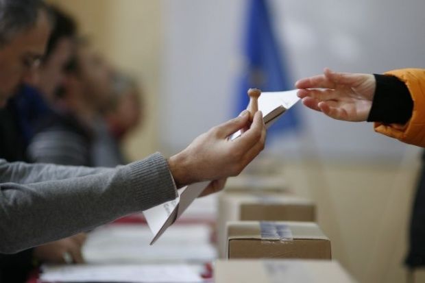CEC s-a autosesizat și a inițiat o procedură de control intern pentru a efectua verificarea datelor conținute în registru și anunță că s-a constatat că verificările făcute de jurnaliști au avut la bază date învechite privind înregistrarea alegătorilor.