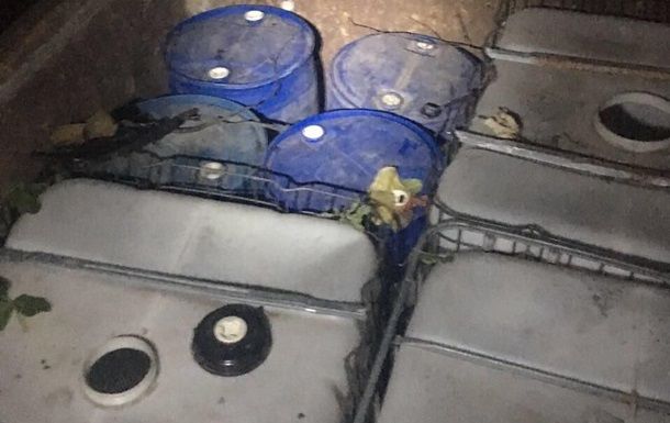 В Черновицкой области нашли 300-метровый спиртопровод в Молдову