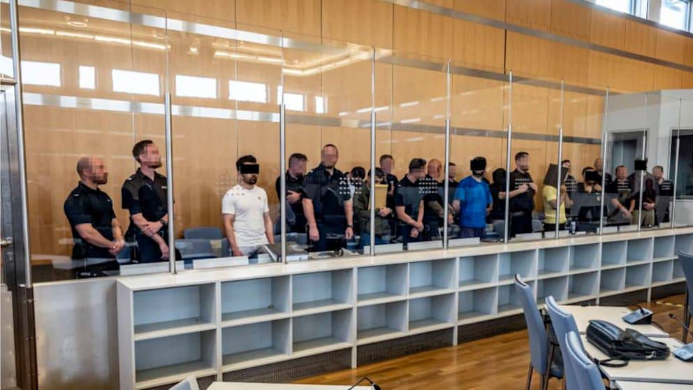 «ИГИЛ-Хорасан» опубликовал список целей для террористических атак: Октоберфест и Каннский кинофестиваль.