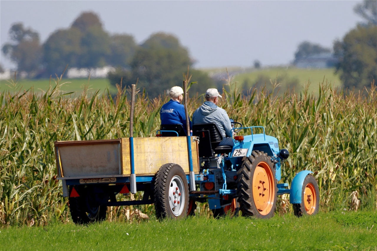 Tractoarele și utilajele agricole vor fi testate tehnic.