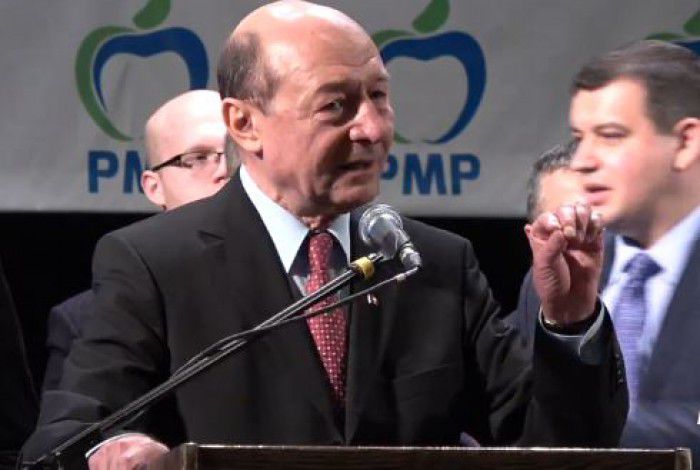 Fostul președinte al României, Traian Băsescu a efectuat ieri o vizită la Chișinău. Foto: captură video