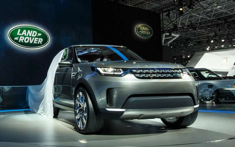Компания Jaguar Land Rover остановила поставки автомобилей в Россию.