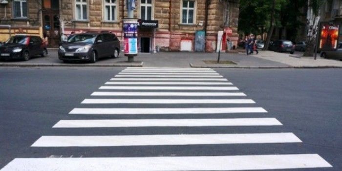 Treceri de pietoni viu colorate vor apărea, la primăvară, în Capitală. Foto: unimedia.info