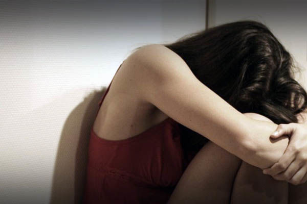 O minoră de 14 ani s-a plâns oamenilor legii că a fost agresată sexual de doi indivizi. Foto: newspascani.com