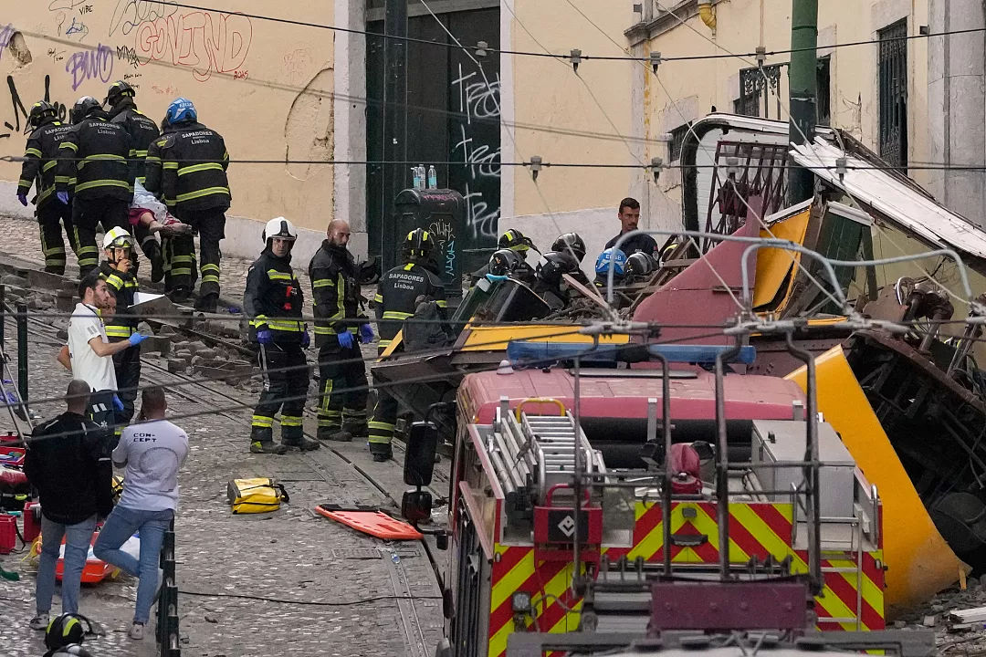 Portugalia declară zi de doliu național în memoria celor decedați în accidentul cu funicular.