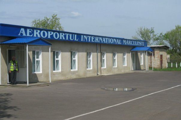 Правительство отложило планы по открытию двух аэропортов в Молдове.