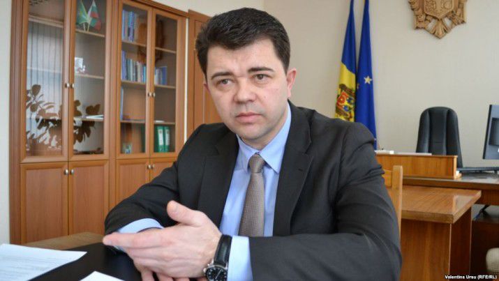 Вице-премьер Виктор Осипов считает, что ничего драматичного не произойдет.
