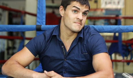 Ajuns în Parlament pe lista PD, sportivul Constantin Ţuţu, inculpat într-un dosar penal, va fi responsabil de cultură şi educaţie.