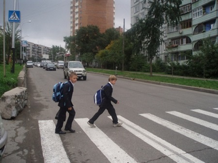 Несчастный случай произошел вчера на бульваре Мирча чел Бэтрын сектора Чеканы.