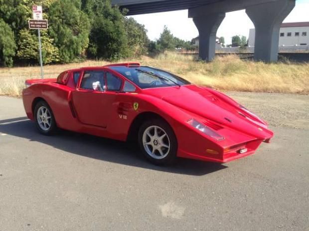 Cea mai urâtă copie de Ferrari din lume este de vânzare. Foto: automarket.ro