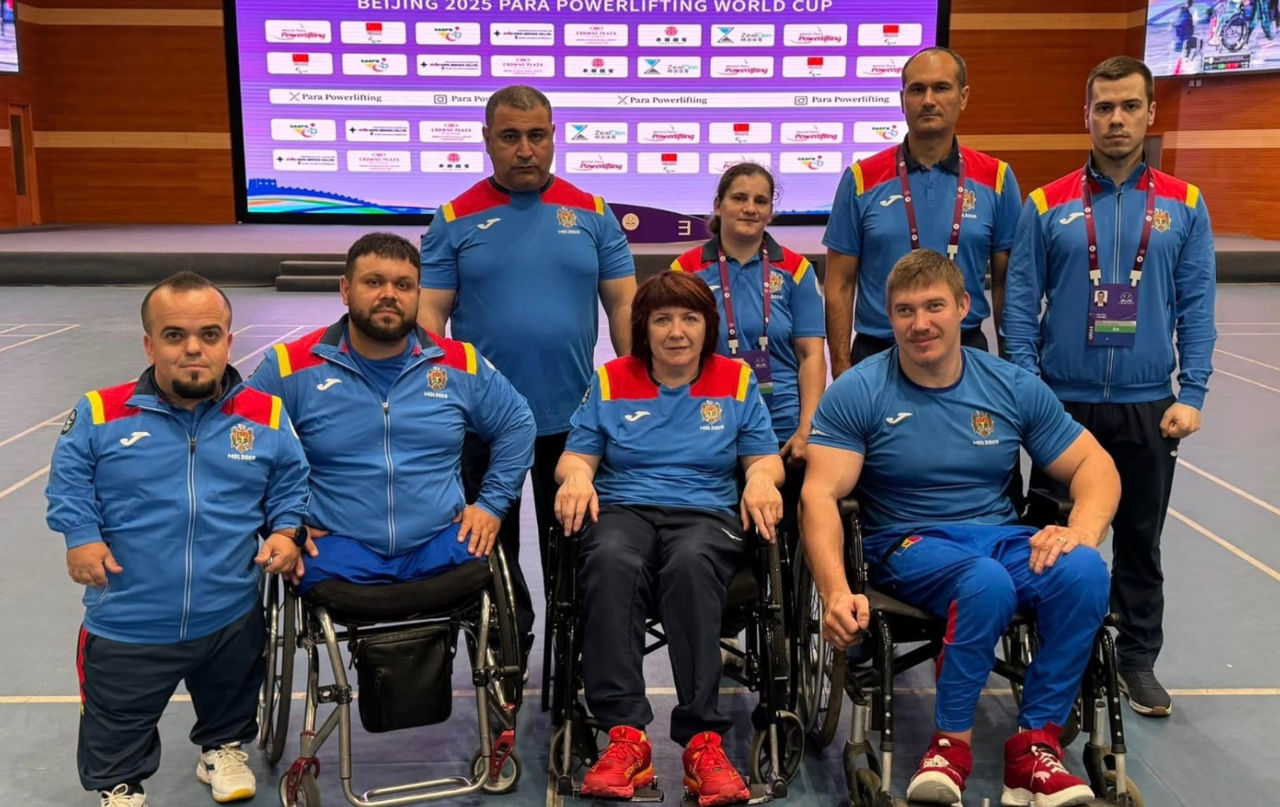 Lotul național de para powerlifting a obținut două medalii de bronz la Cupa mondială de la Beijing.