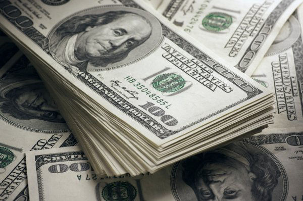 Пришли деньги от МВФ: В мае золотовалютные резервы выросли на $200 млн.