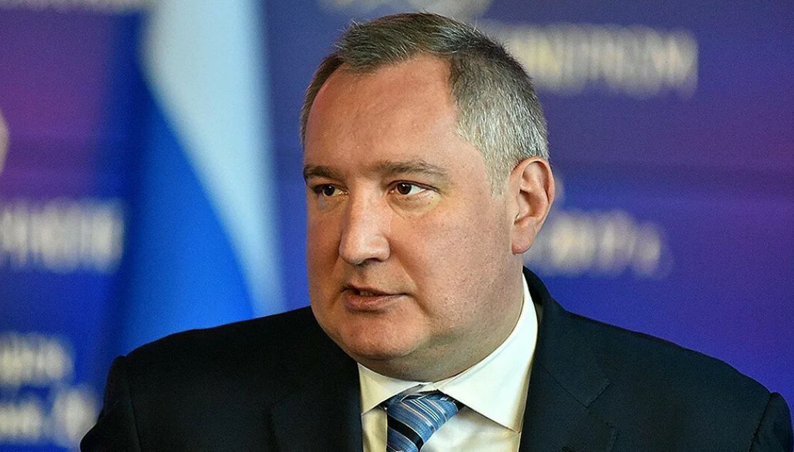 В Кремле пообещали Рогозину новую работу.