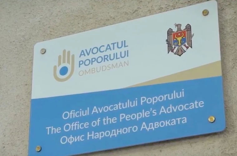 Народный адвокат по правам ребенка рекомендует создать службы поддержки ...