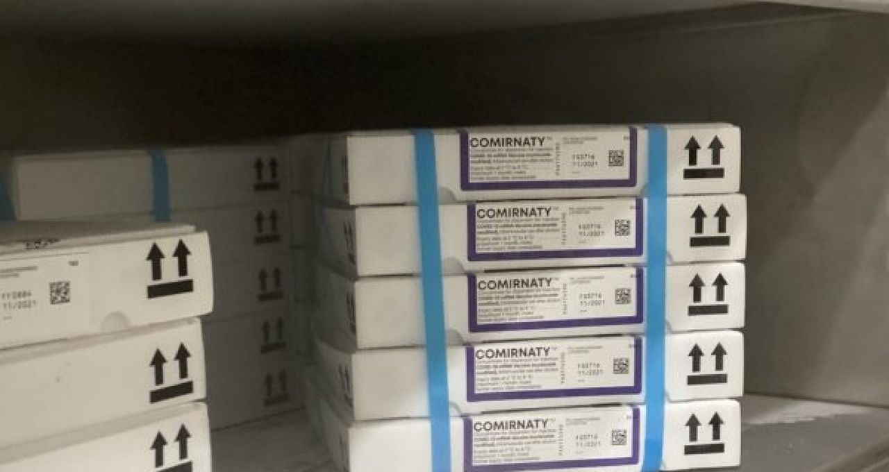 В Кишинев прибыла еще одна партия вакцины Pfizer, закупленная Минздравом.