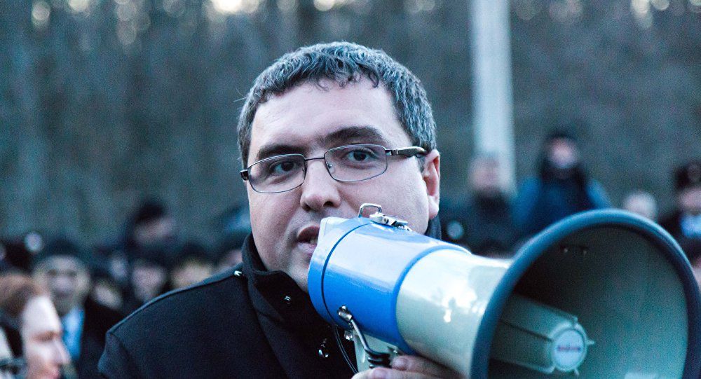 Însă acesta nu a precizat şi cât cântărea până a slăbi atât de „vizibil”.