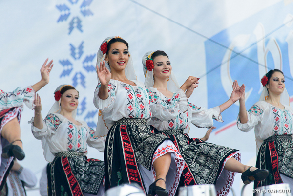 Победители получили призы в размере 10 тыс. леев каждый.