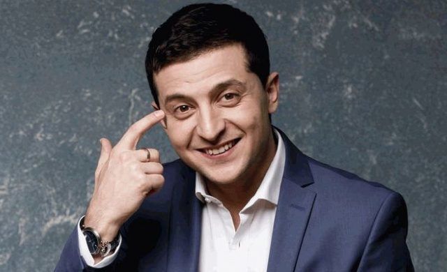 Политолог также выразил опасения, что Зеленский не сможет взаимодействовать на одном уровне с Путиным и Трампом.