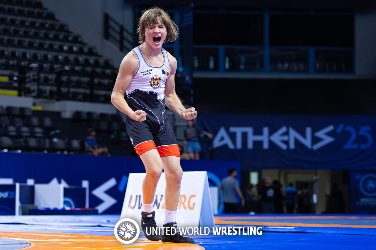 Un luptător moldovean a cucerit bronzul la Campionatul Mondial din Grecia.