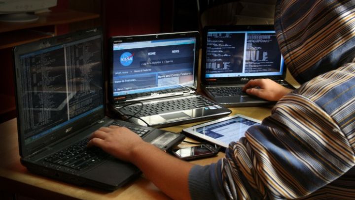 Peste 30 de hackeri, arestaţi în urma unei acţiuni a Europol.